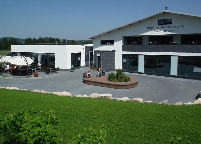 Haustierfreundliches Hotel: Reit- und Sporthotel Eibenstock