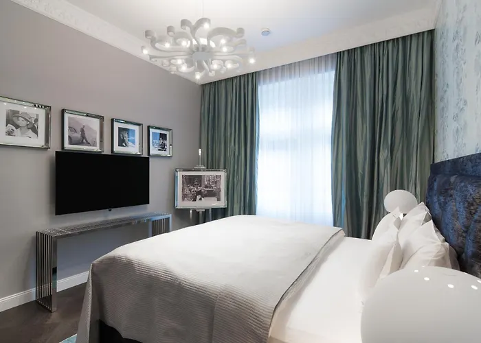 Rubin Luxury Apartments (Adults Only)