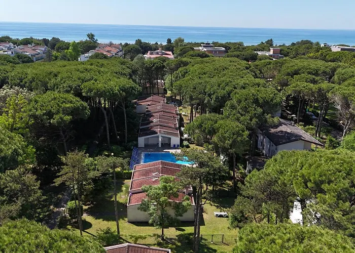 Villa mit Pool: Villaggio Paradiso