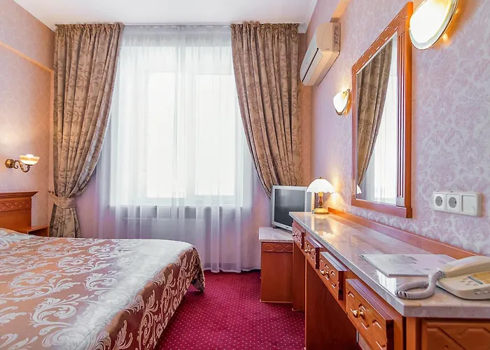 4-Sterne-Hotel: Ukraine Hotel