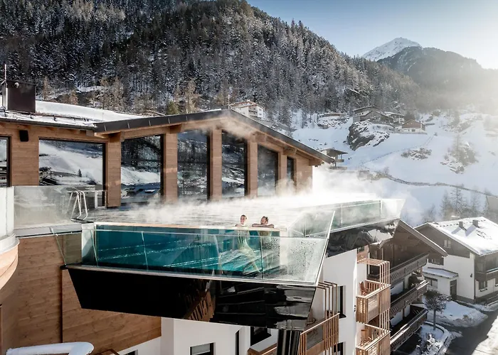  Central – Alpine . Luxury . Life