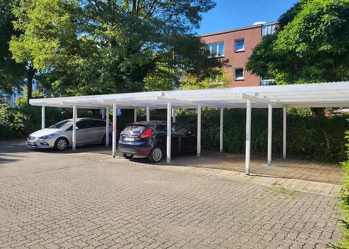 Ping Pong Hotel: Das Nest Boardinghouse Hamburg Niendorf
