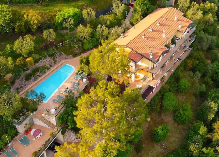 Ferienvermietung: Villa Panorama Residence