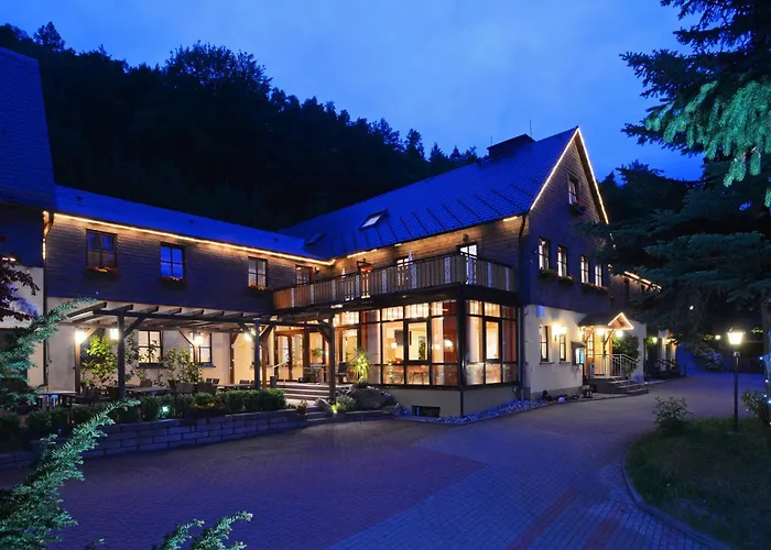 Hotel mit Tennis: Flair-Waldhotel Mellestollen