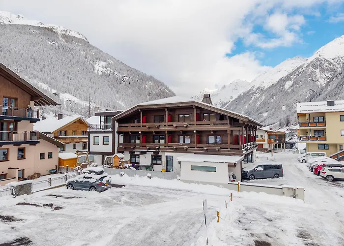 Hotel Garni Maria Theresia - Official Oetztal Summer Card Partner