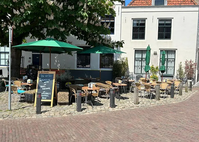 Zentrales Hotel: Le Penseur