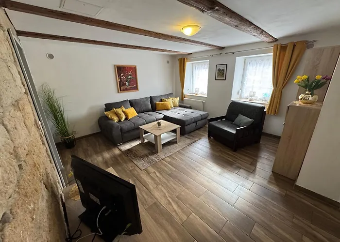 Ferienvermietung: Ferienhaus Montana