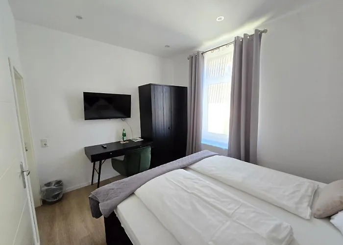 Günstiges Hotel: Hotel Kronprinz