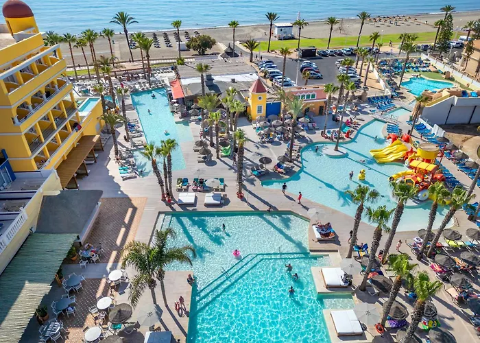 Hotel: Mediterraneo Bay Hotel & Resort