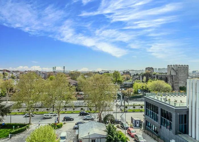 Istanbul Old City Topkapi Porta Romanos Hotel Ottoman Heritage
