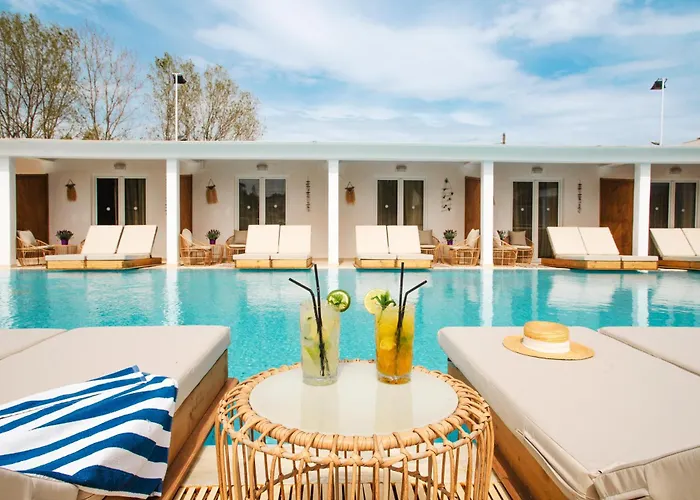 Strandhotel: Cavomarina Beach- Adults Only