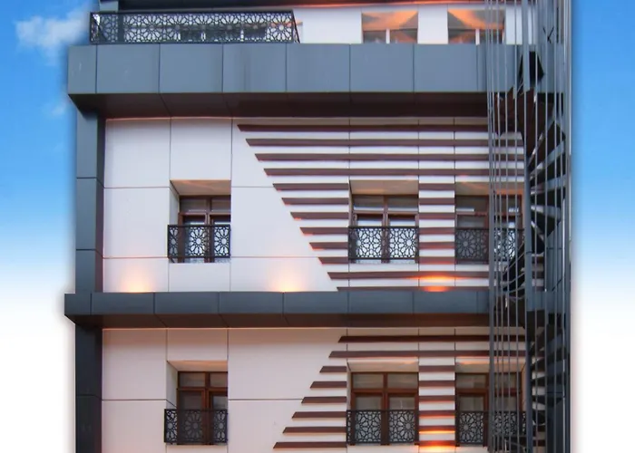 Istanbul Palace Hotel