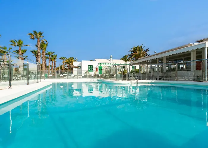 Strandhotel: Apartamentos Livvo Las Gaviotas