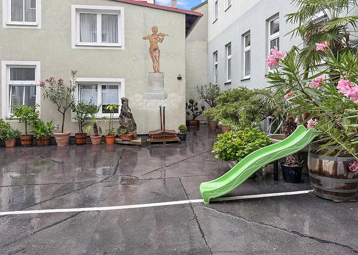 Fünfhaus