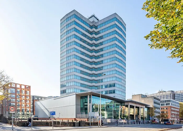 Holland House Cardiff By Sunday