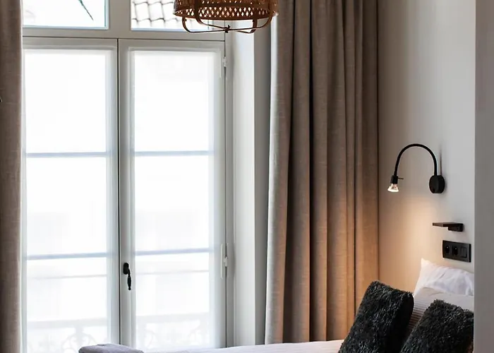 Hotel nahe College: Hotel Rose Red