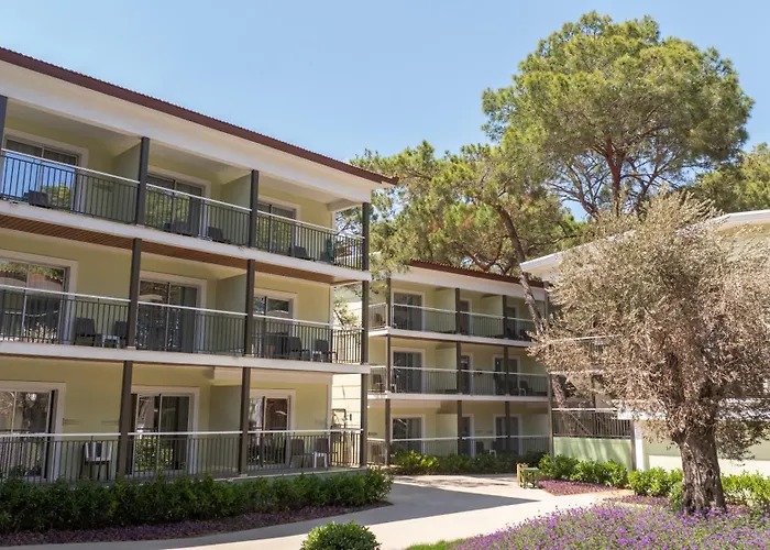 Luxushotel: Crystal Flora Pearl Collection