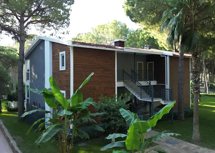 Luxushotel: Crystal Flora Pearl Collection