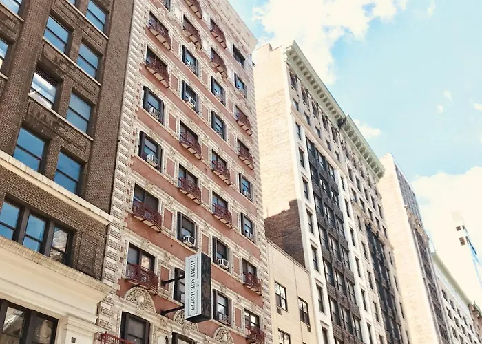 Resort: Heritage Hotel New York City