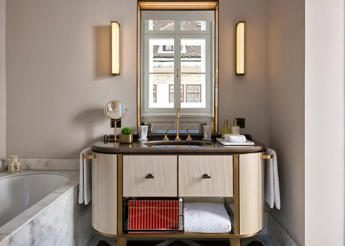 Rosewood Vienna