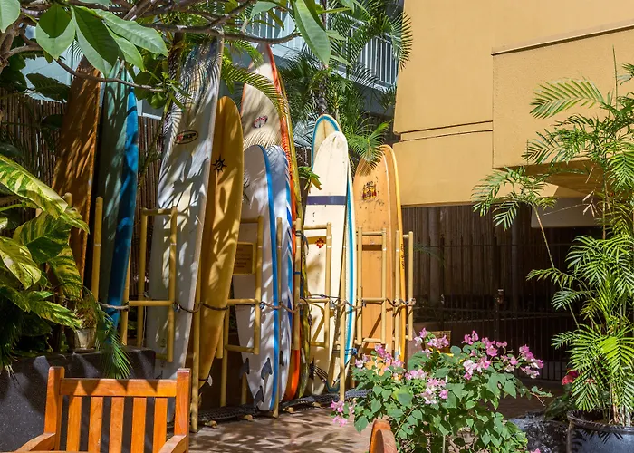 3-Sterne-Hotel: Castle Bamboo Waikiki Hotel