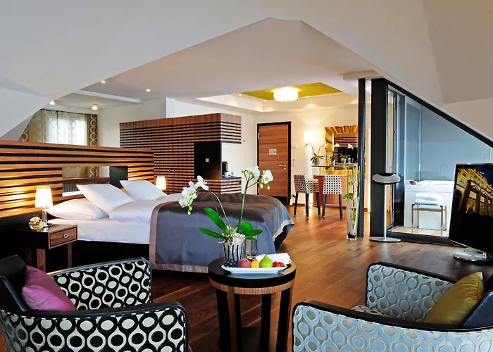 Jacuzzi-Hotel: Art Deco Hotel Montana