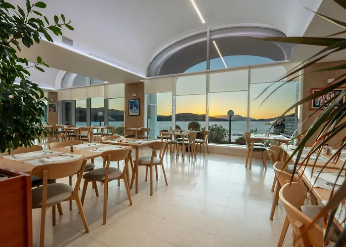 Strandhotel: Hotel Sunce Neum