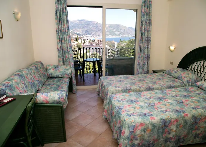 4-Sterne-Hotel: Hotel Villa Bianca Resort
