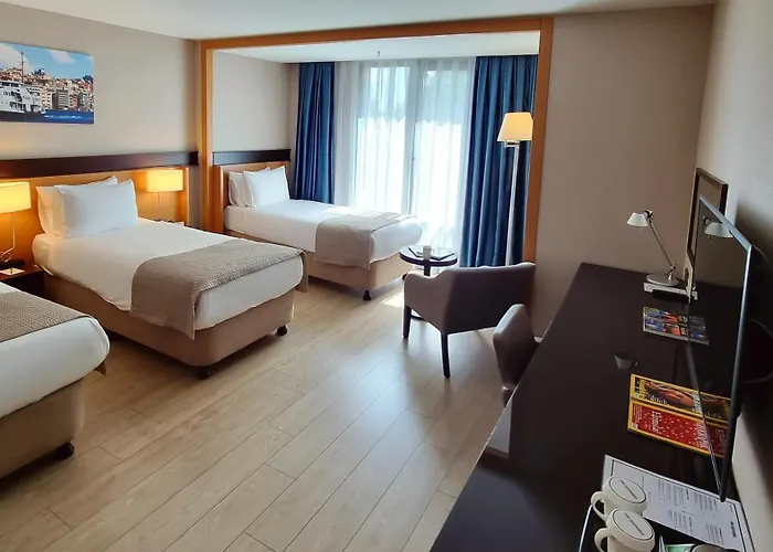 Port Bosphorus Hotel