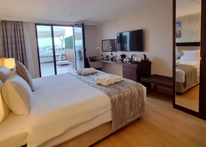 Port Bosphorus Hotel