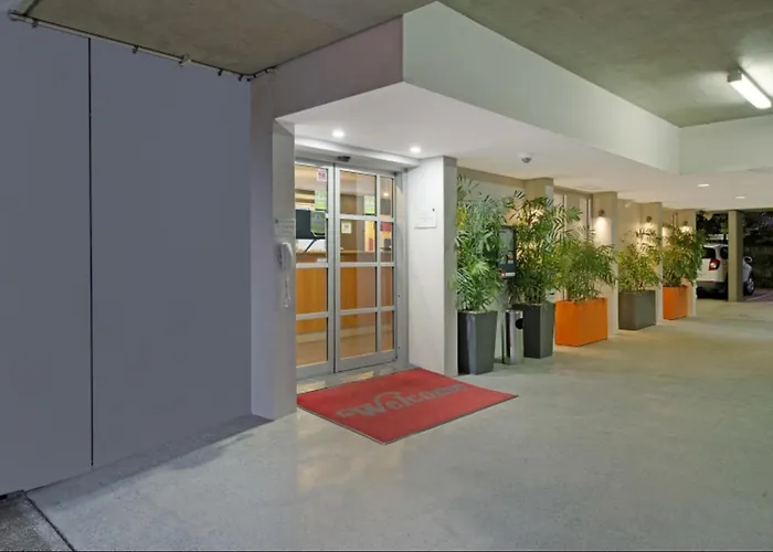 Airport Heritage Motel