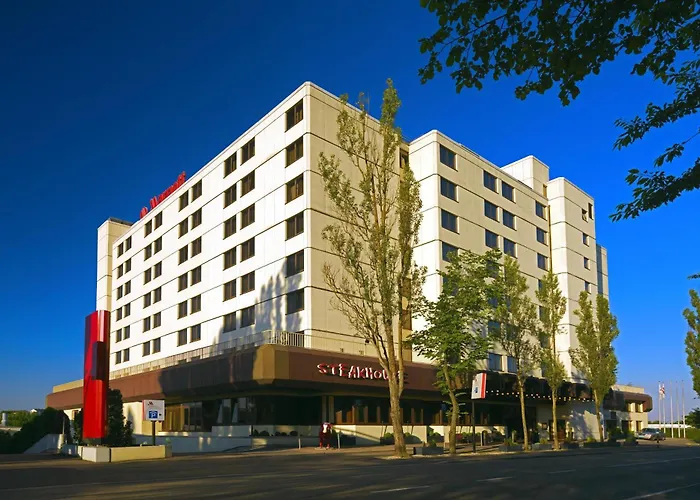 Hotel mit Pool: Stuttgart Marriott Hotel Sindelfingen