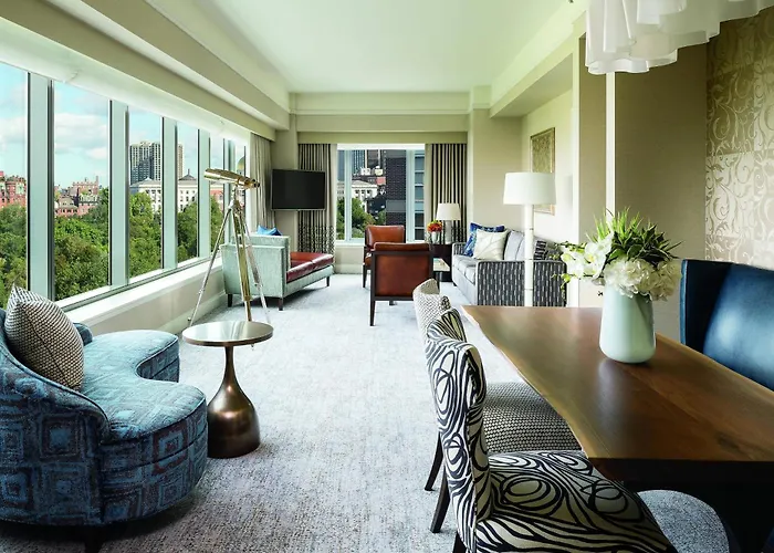  Ritz-Carlton, Boston