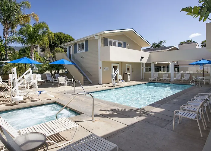 Motel: Sandpiper Lodge - Santa Barbara
