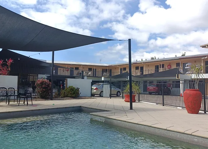 Motel: Summit Motel
