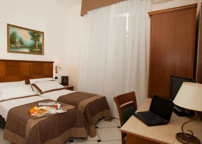 3-Sterne-Hotel: Hotel Garibaldi