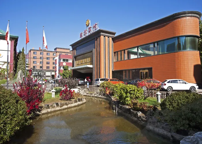 Hotel mit Pool: Xijiao Hotel Beijing