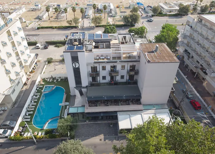 Luxushotel: Ferretti Beach Hotel