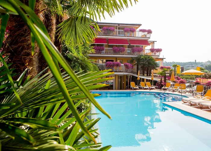 3-Sterne-Hotel: Hotel Capri Bardolino 3S