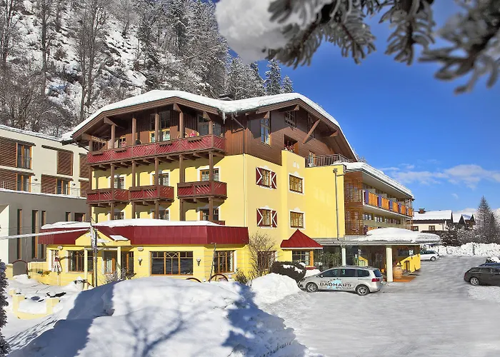 Hotel mit Pool: Hotel Badhaus