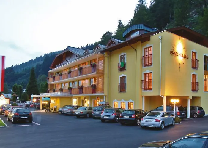 Hotel mit Pool: Hotel Badhaus