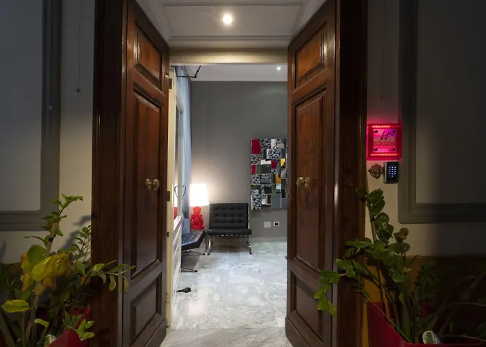 H Rooms Boutique Hotel