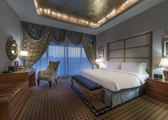 Hotel nahe Flughafen: Officers Club & Hotel