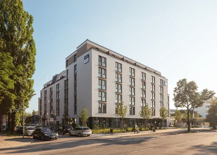 Hotel: Holiday Inn - The Niu, Brass Munich Olympiapark By Ihg