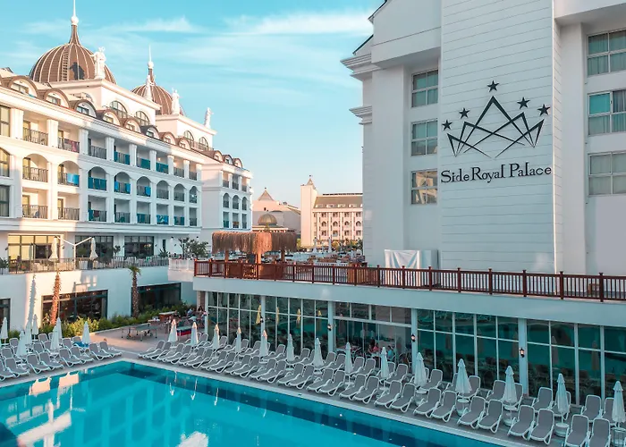 Strandhotel: Side Royal Palace