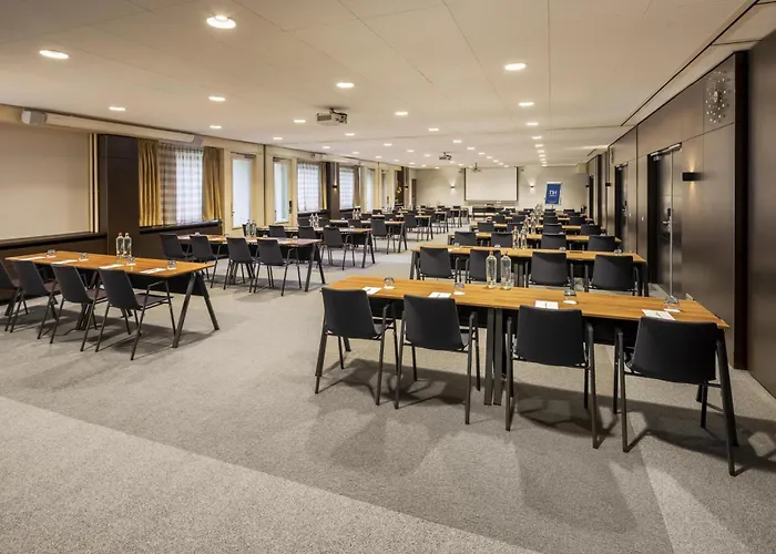 4-Sterne-Hotel: NH Amsterdam Leidseplein