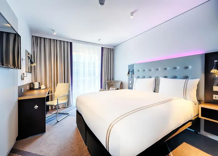 3-Sterne-Hotel: Premier Inn Darmstadt City Centre