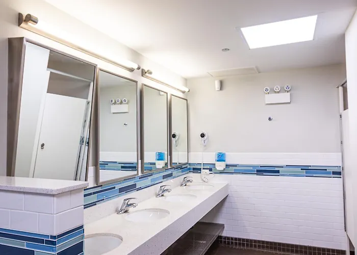 Hotel nahe College: Hi Chicago Hostel