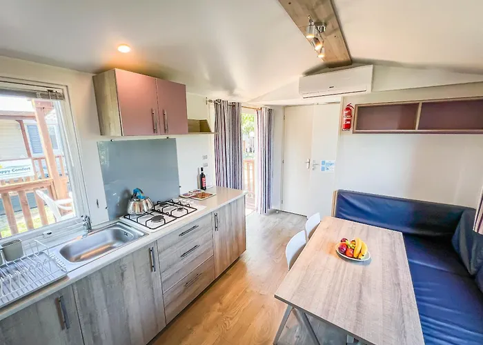 Zeltplatz: Happy Camp mobile homes in BalatonTourist Füred Camping&Bungalows