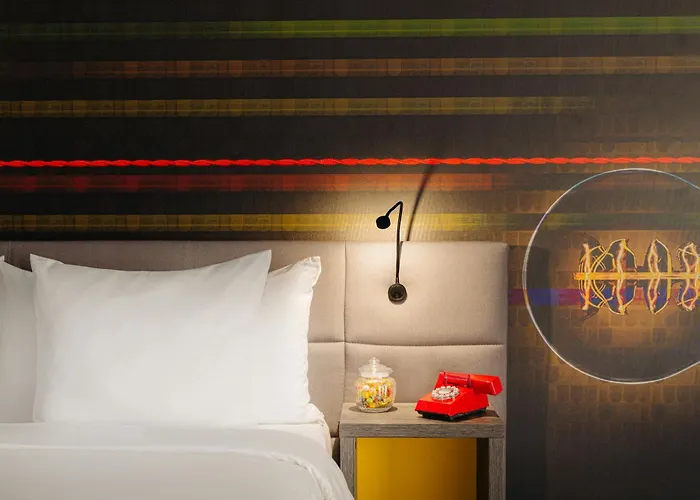 Kasino-Hotel: Leonardo Hotel Eindhoven City Center